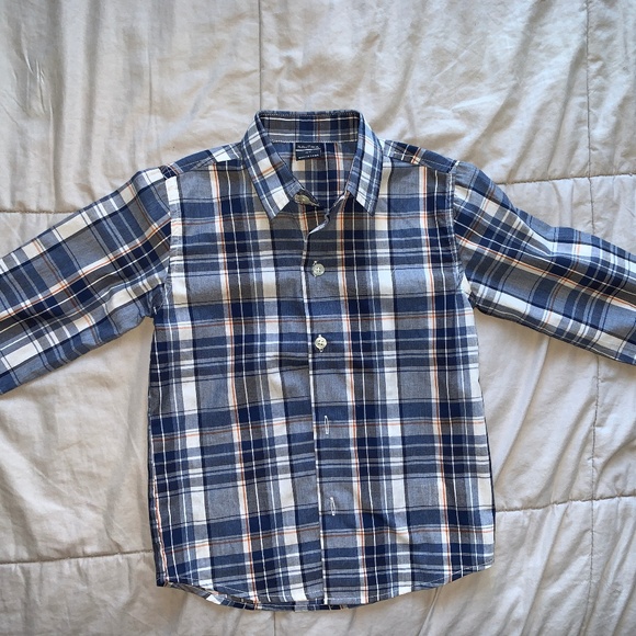 Long Sleeve Button Down/Collard shirts Boys Size 4 - Picture 6 of 6
